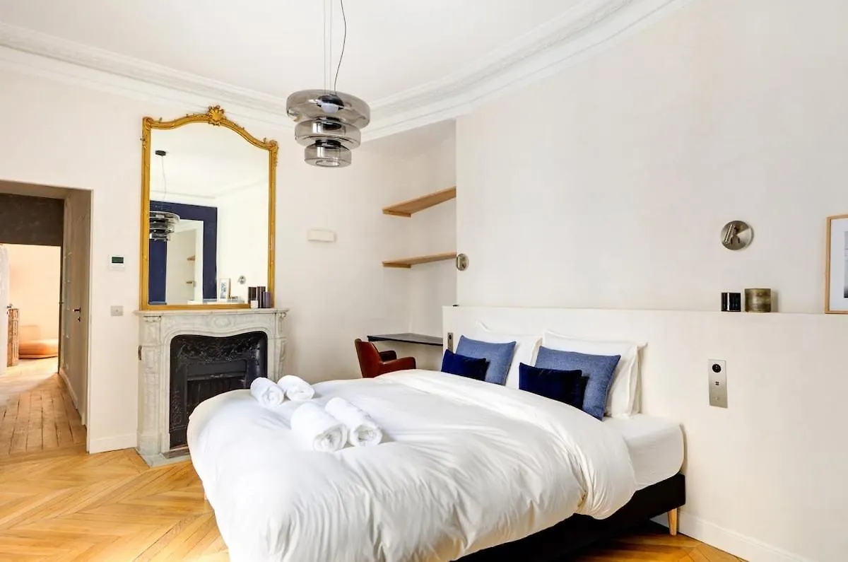 Prestige Marais Apartment Paris